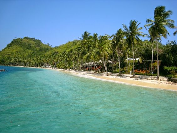 Wisata Pantai Tersembunyi di Pulau Sumatra