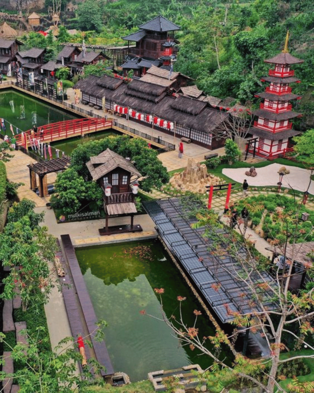 15 Tempat Wisata Instagramable di Bandung Terbaru 2023